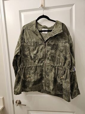Old Navy Camo Utility Jacket NWT